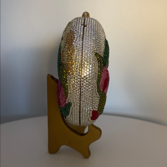 VINTAGE JUDITH LEIBER FLORAL MINAUDIERE - Picture 3 of 12